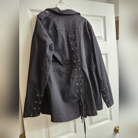Torrid Jacket - Picture 2 of 3